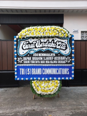 Papan Bunga Duka di Sango
